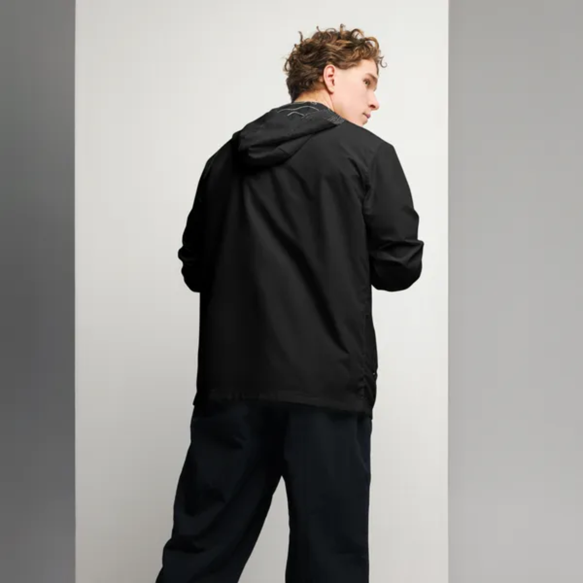 KG Core windbreakers